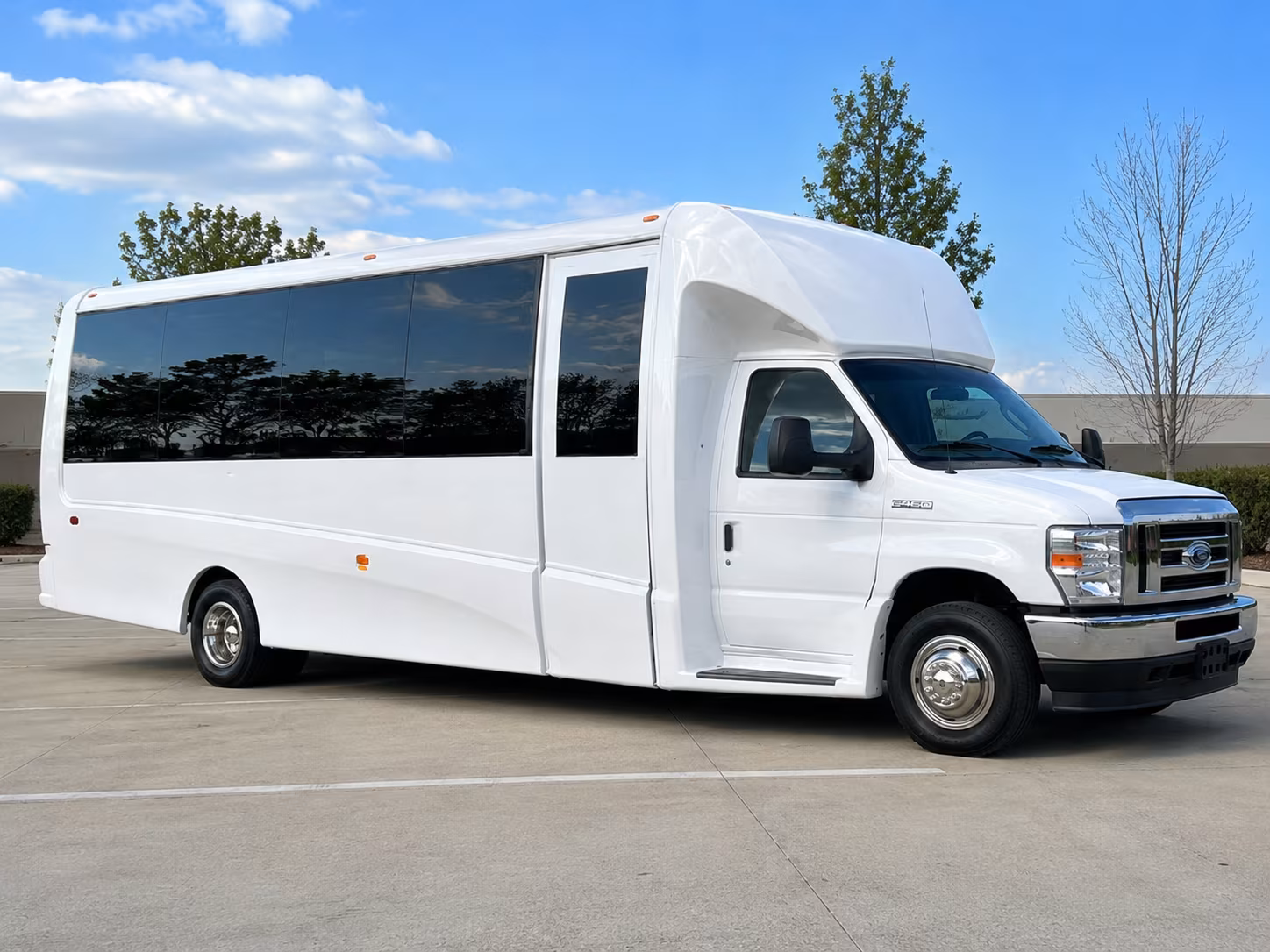 concert group buses for corporate outings and private events near hempstead