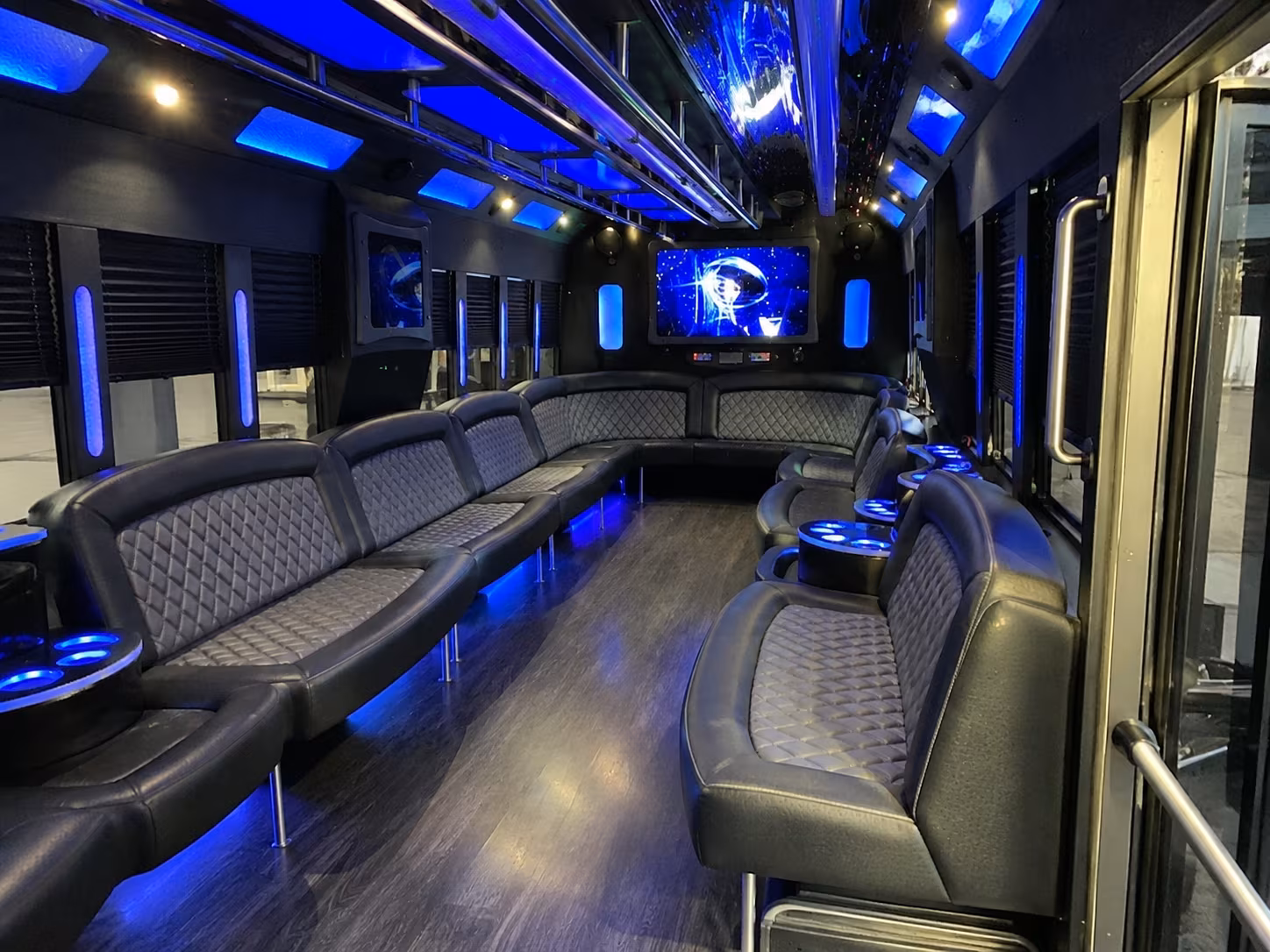 hempstead 28 passenger party bus interior