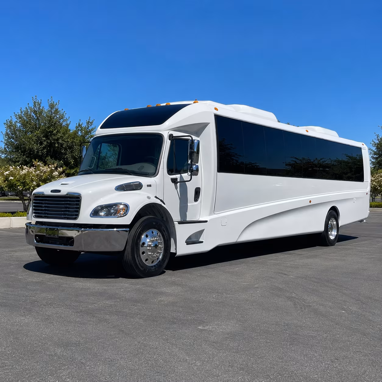 hempstead 35 passenger minibus