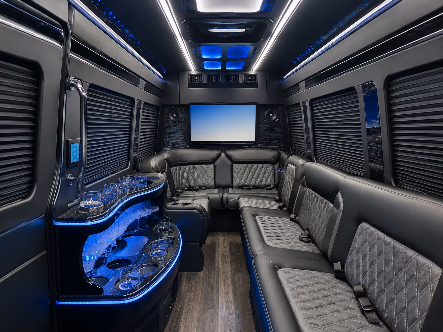 hotel to venue shuttle buses for hempstead corporate groups